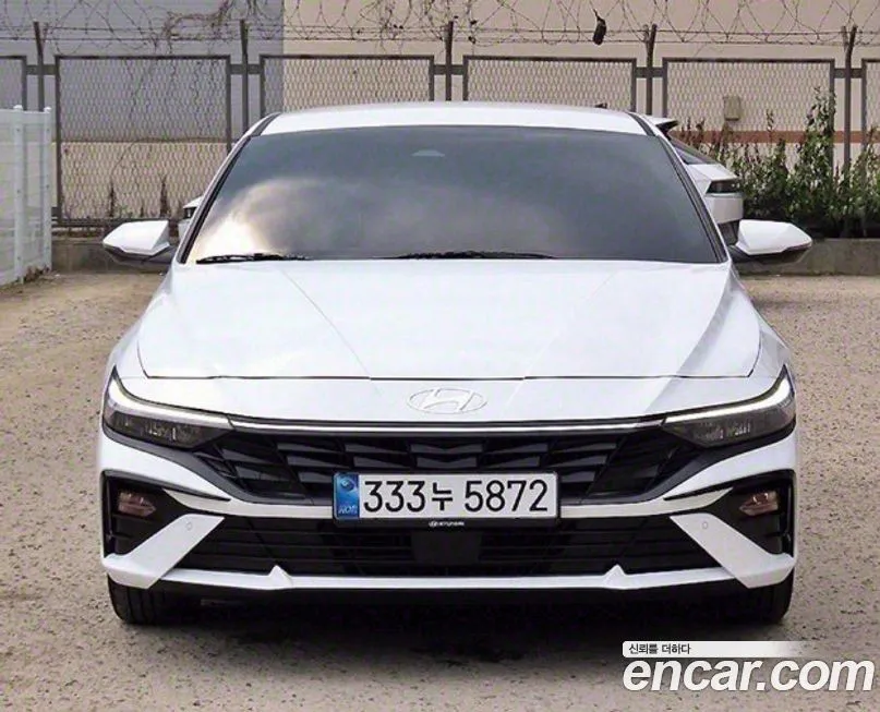Hyundai AVANTE — фото 1