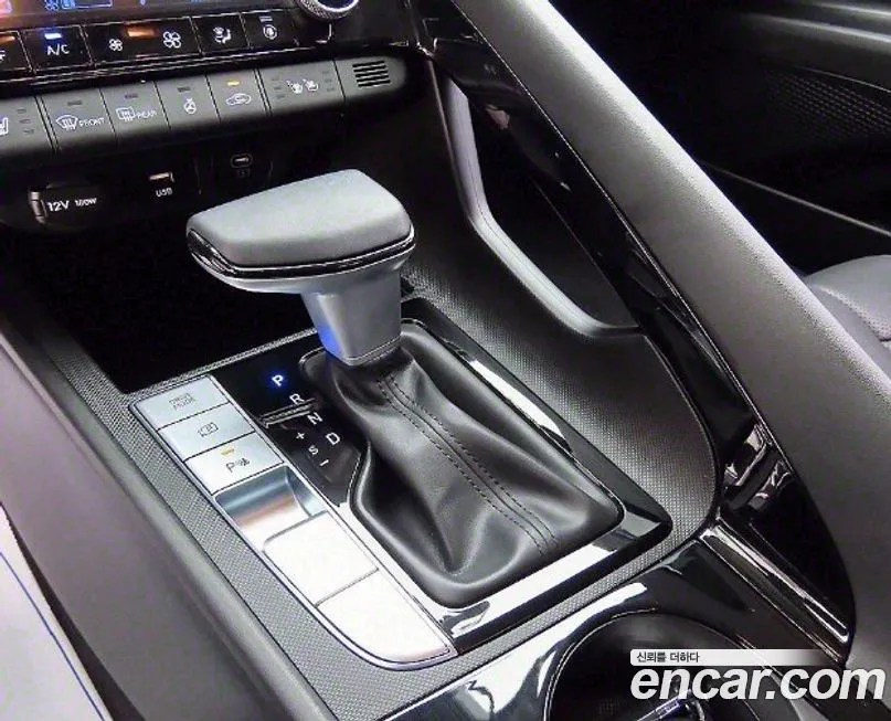 Hyundai AVANTE — фото 10