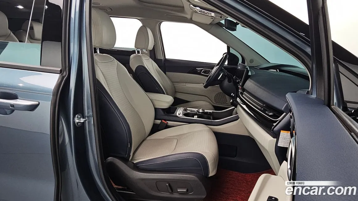 Kia Carnival — фото 10