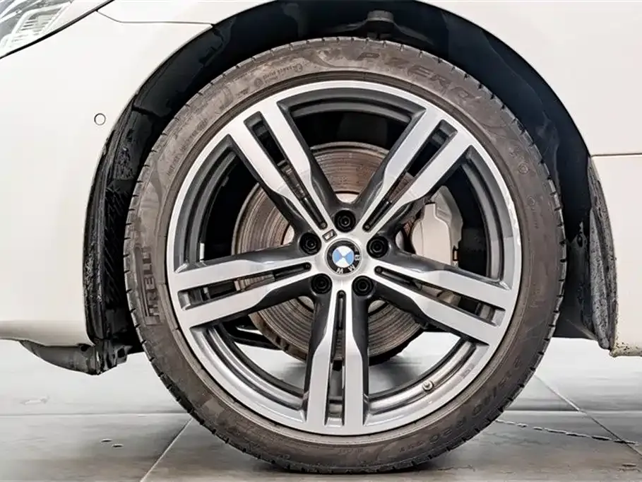 BMW 6 Series GT — фото 10