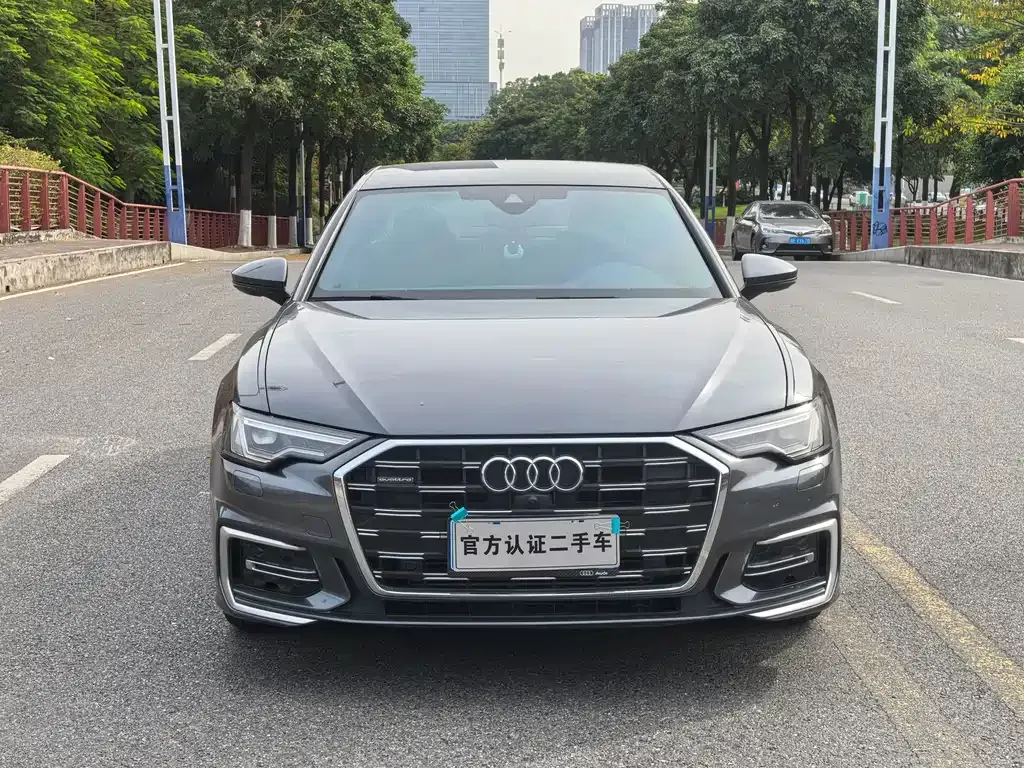 Audi A6L — фото 2