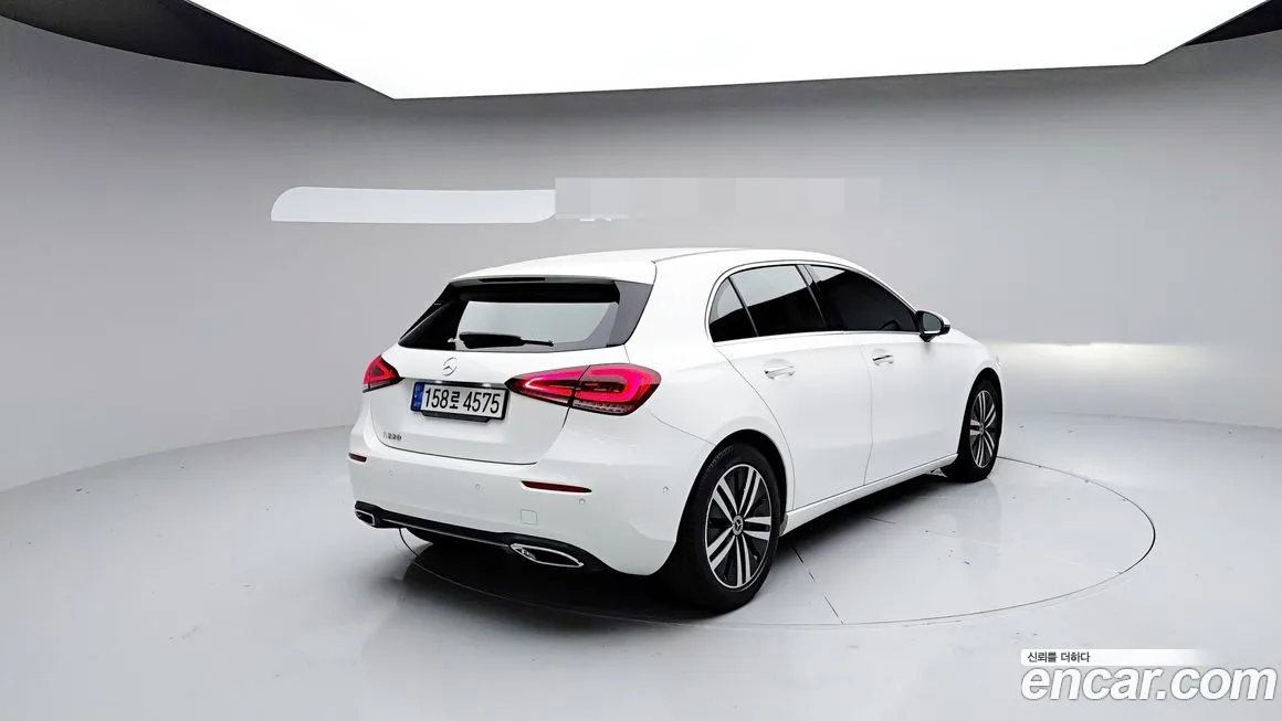 Mercedes-Benz A-Class — фото 6