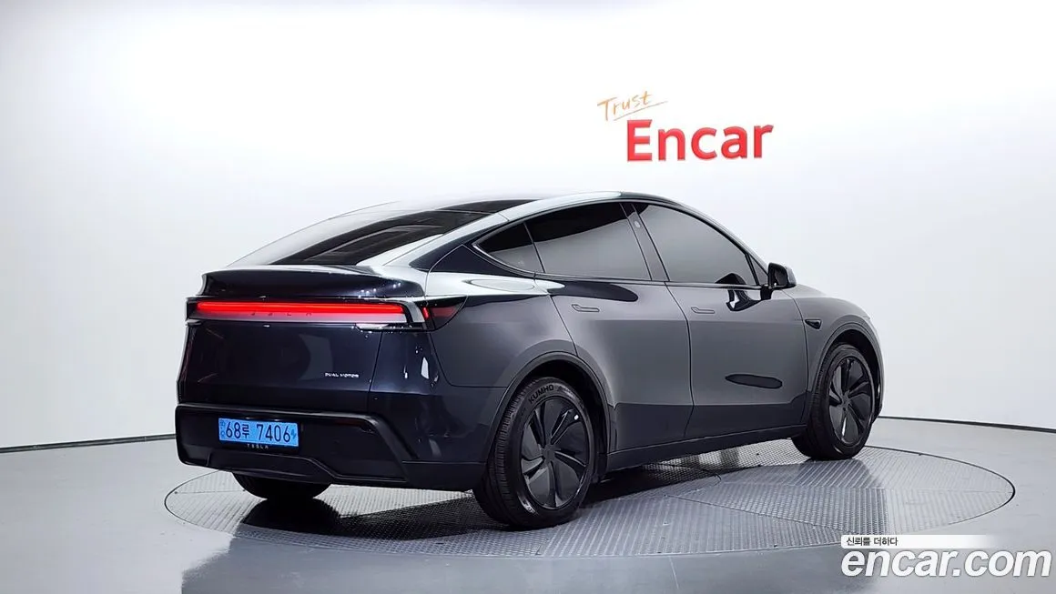 Tesla Model Y — фото 2