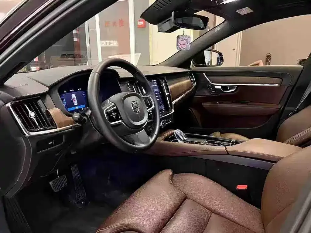 Volvo S90 — фото 4