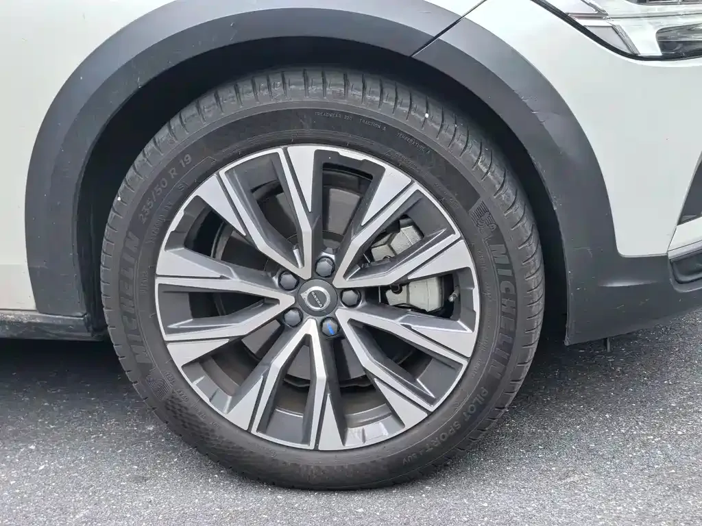 Volvo V90 — фото 10