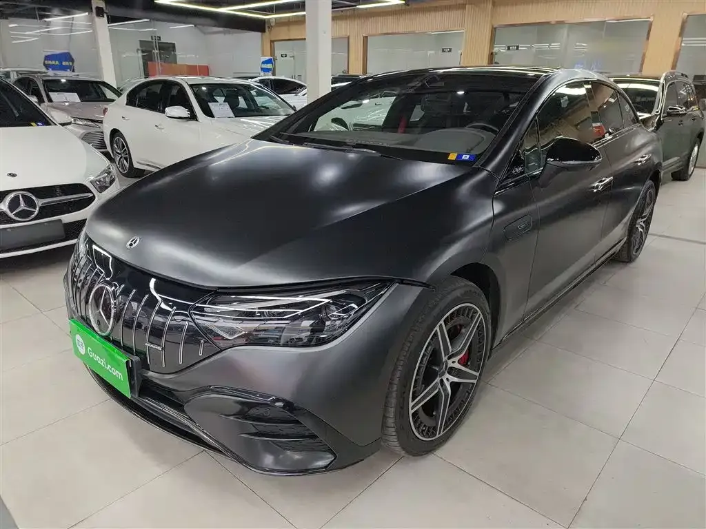 Mercedes-Benz EQE AMG — фото 2