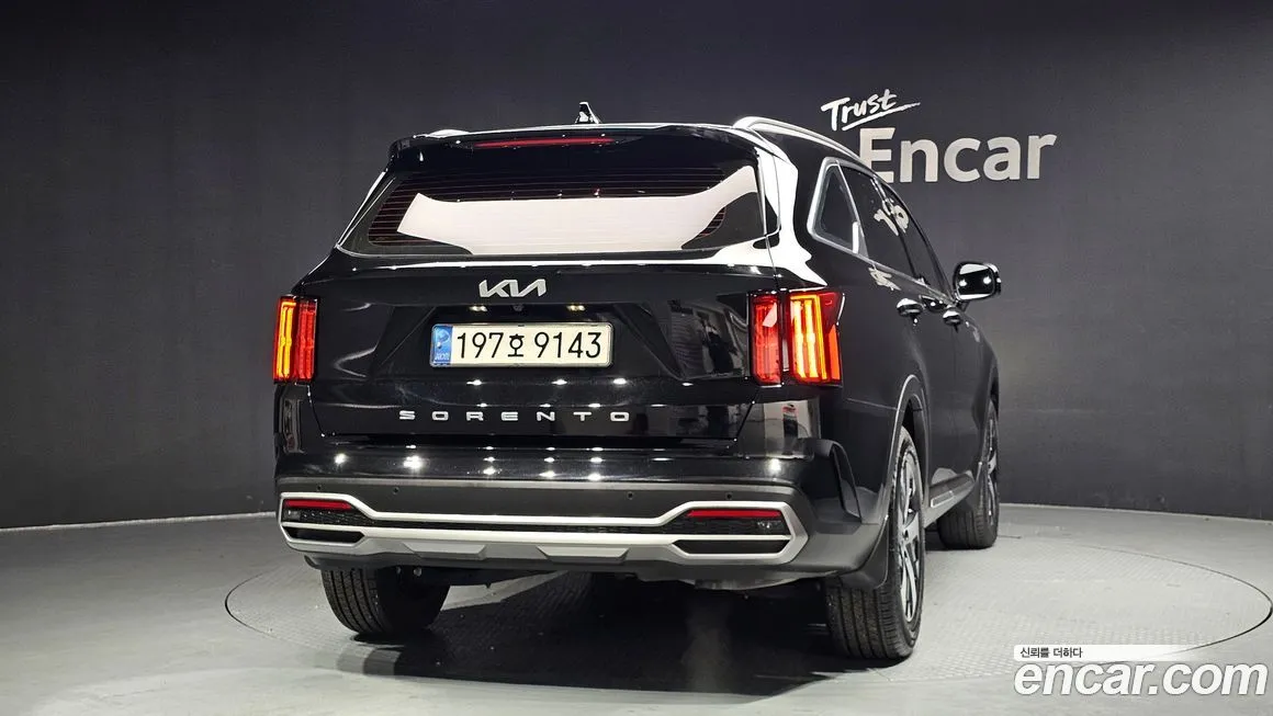 Kia Sorento — фото 4