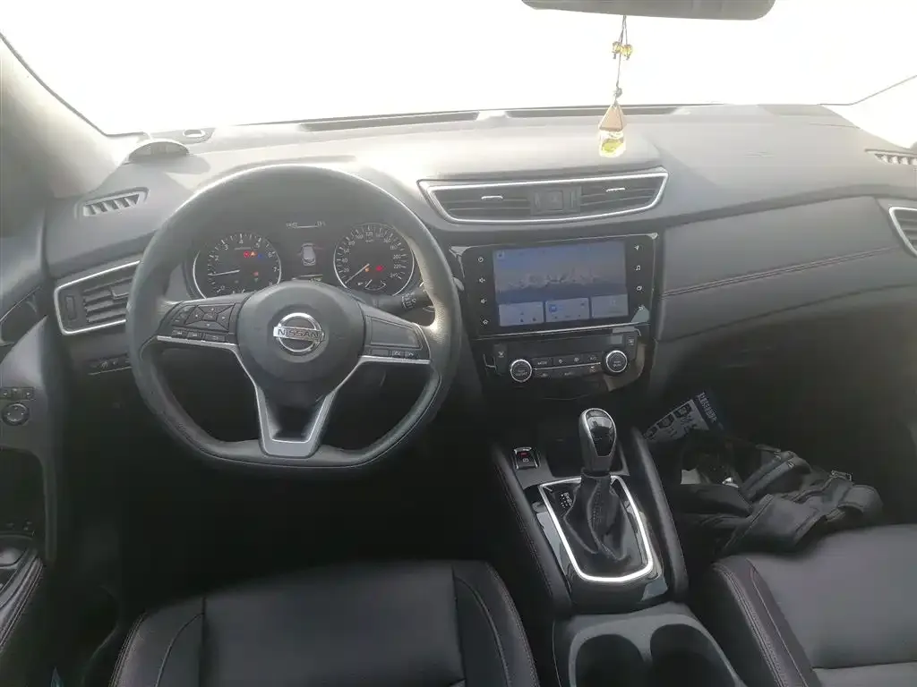 Nissan Qashqai — фото 10
