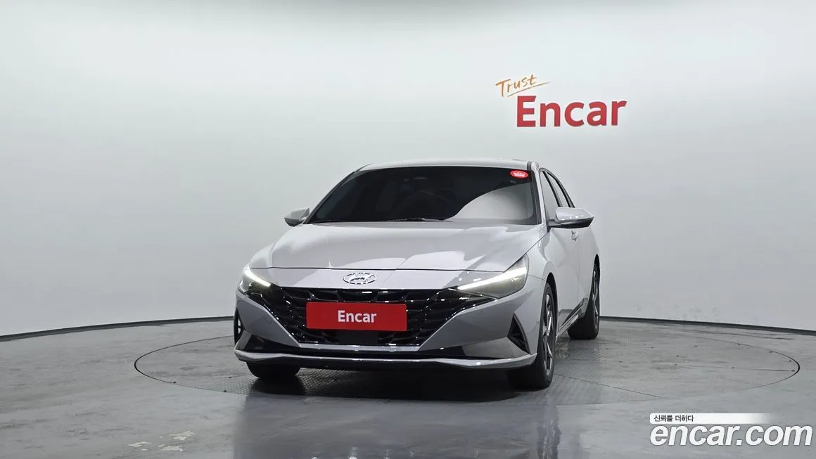 Hyundai AVANTE — фото 3