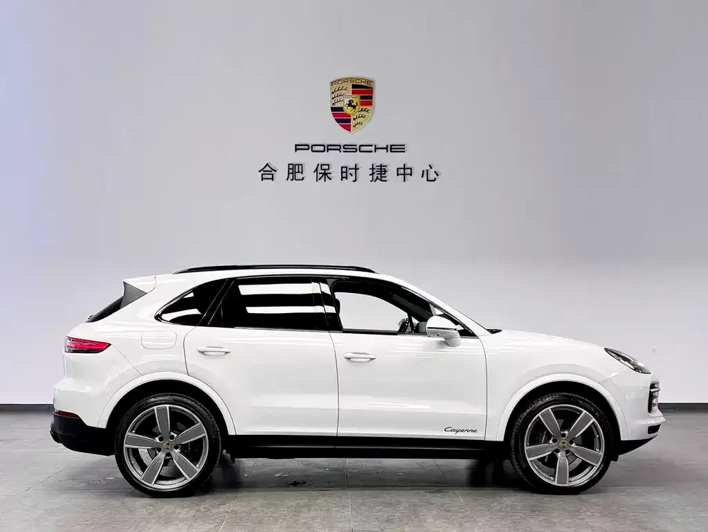 Porsche Cayenne — фото 8
