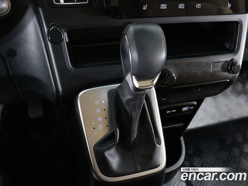 Hyundai Staria — фото 10