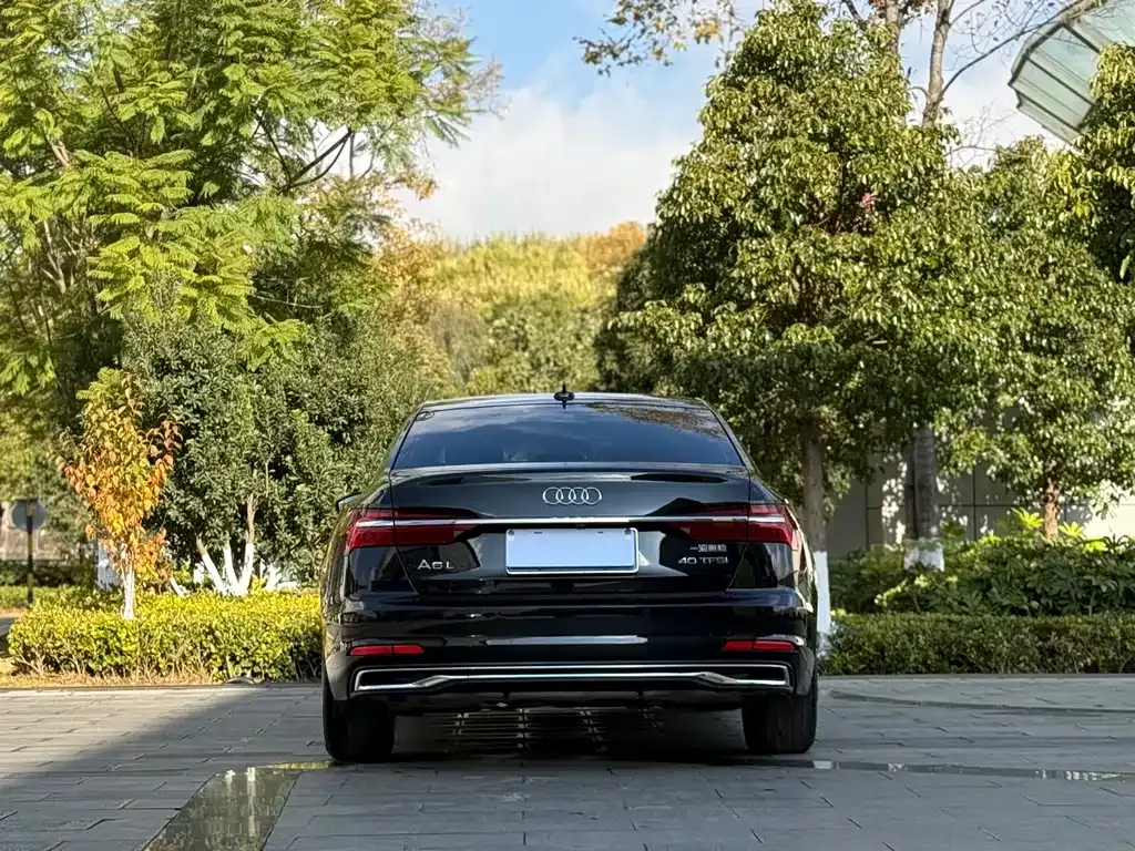Audi A6L — фото 8