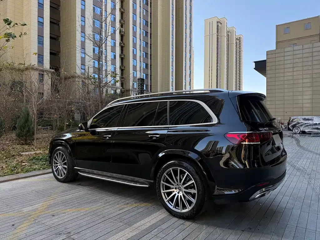 Mercedes-Benz GLS — фото 7
