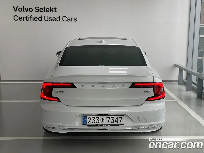 Volvo S90 — фото 4