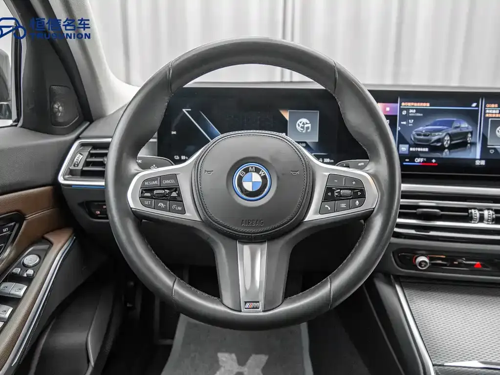 BMW i3 — фото 9
