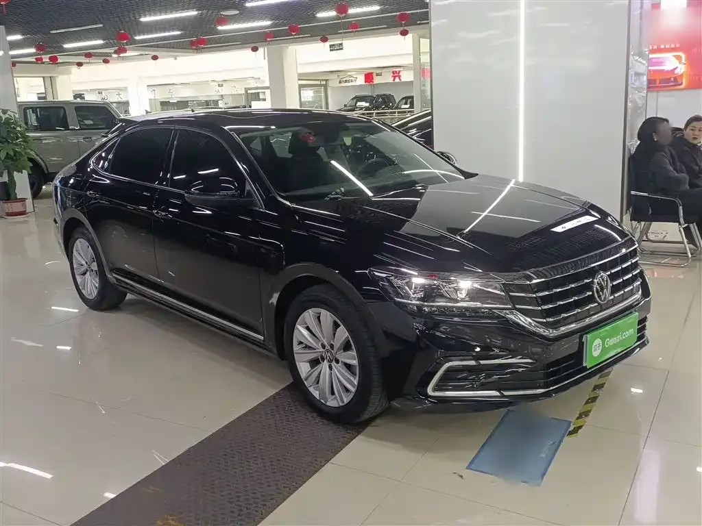 Volkswagen Passat — фото 4
