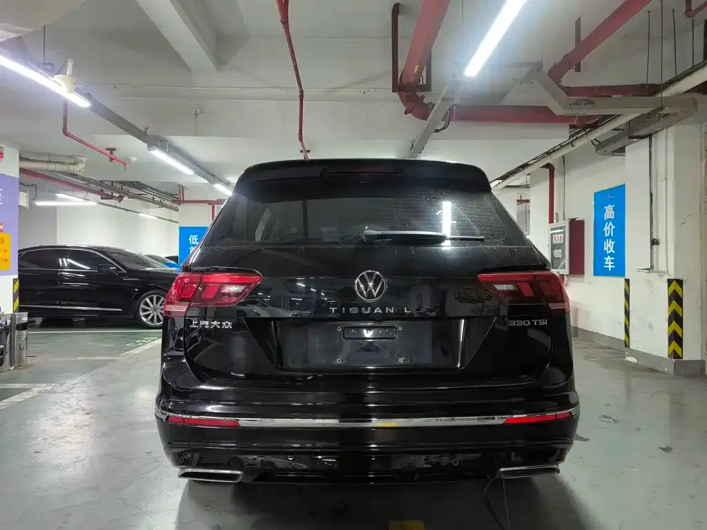 Volkswagen Tiguan L — фото 9