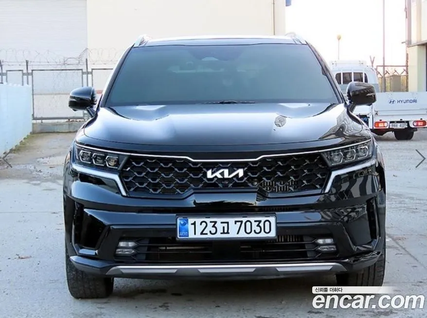 Kia Sorento — фото 1