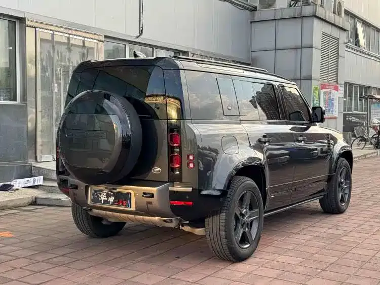 Land Rover Defender — фото 2