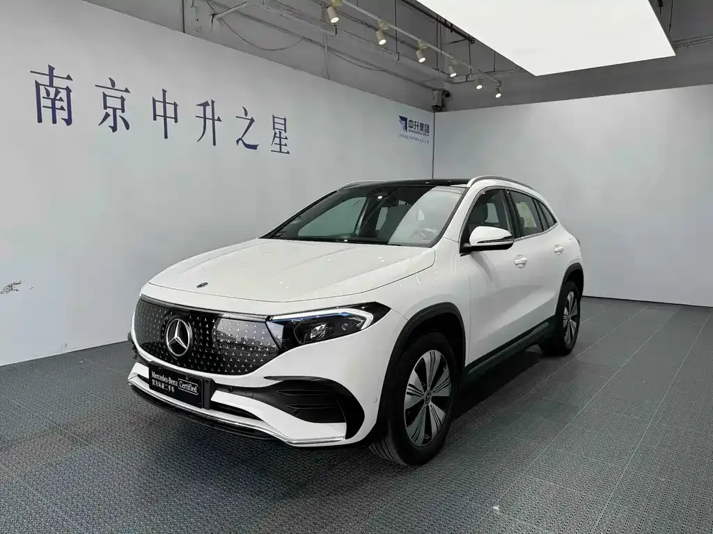 Mercedes-Benz EQA — фото 1