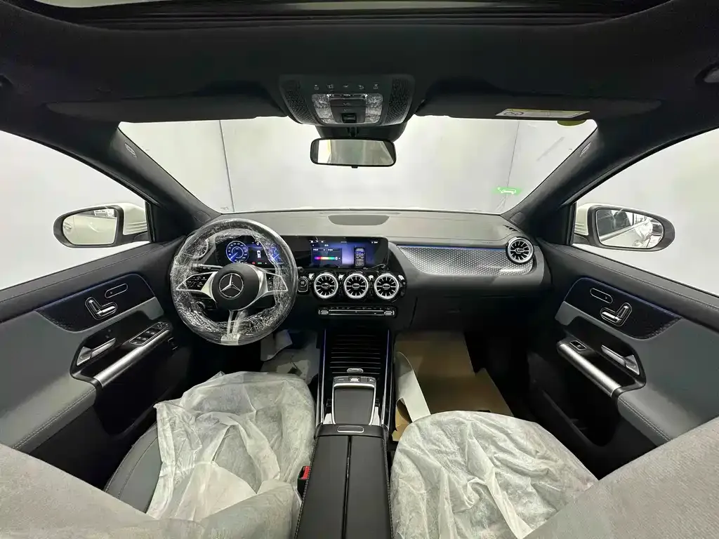 Mercedes-Benz EQA — фото 9