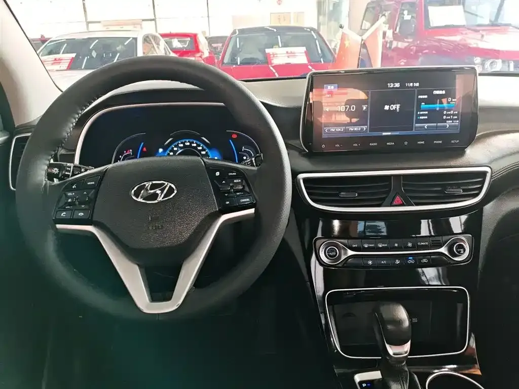 Hyundai Tucson — фото 10
