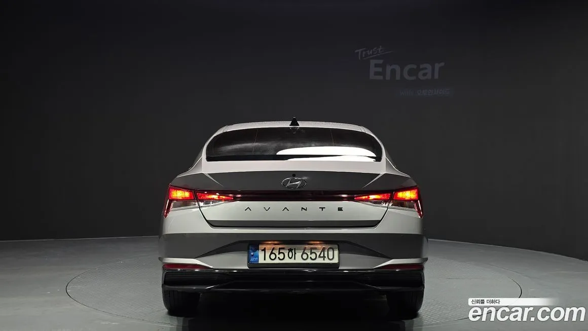 Hyundai AVANTE — фото 4