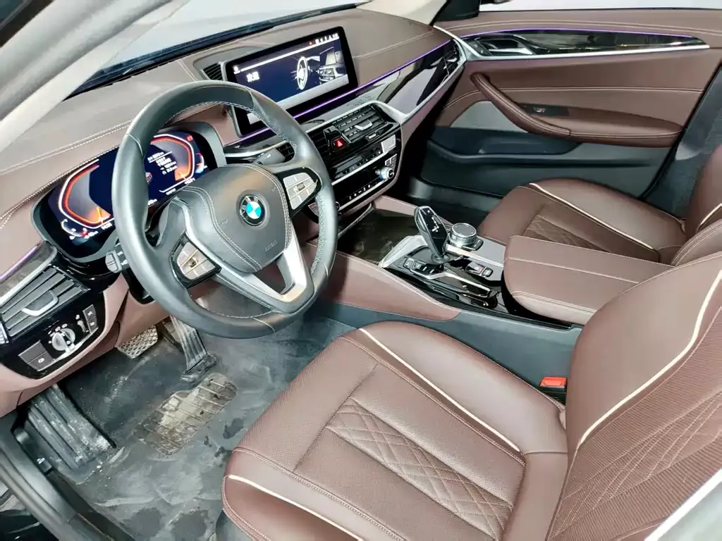 BMW 5 Series — фото 4
