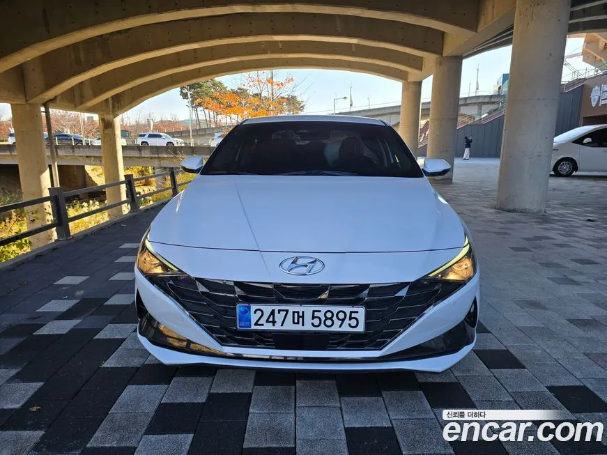 Hyundai AVANTE — фото 2