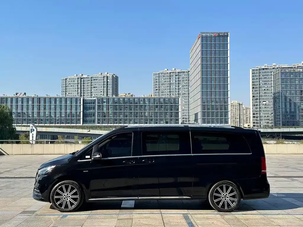 Mercedes-Benz V-Class — фото 5