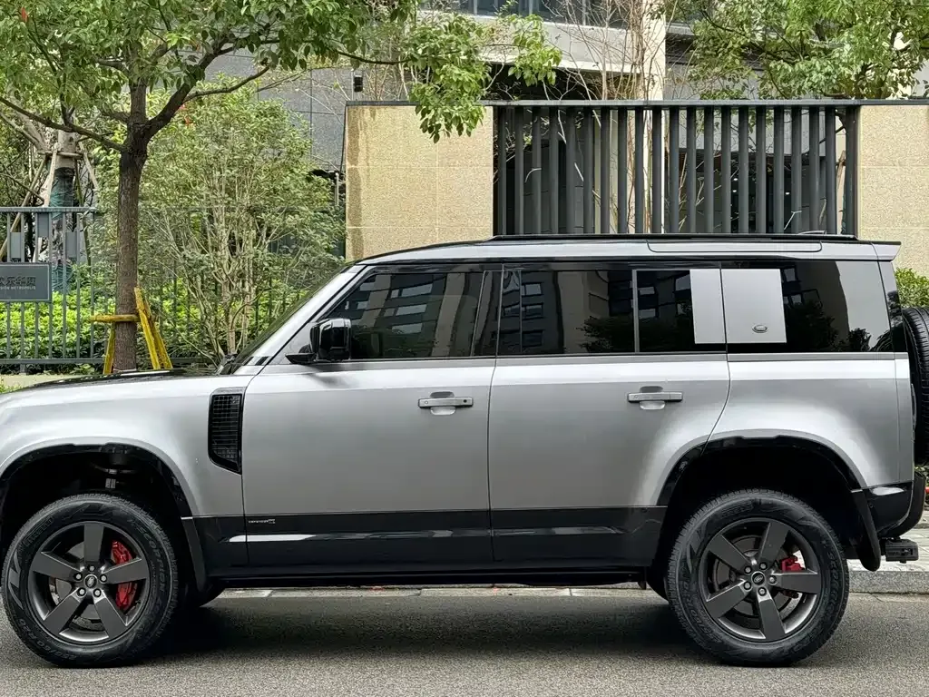 Land Rover Defender — фото 3