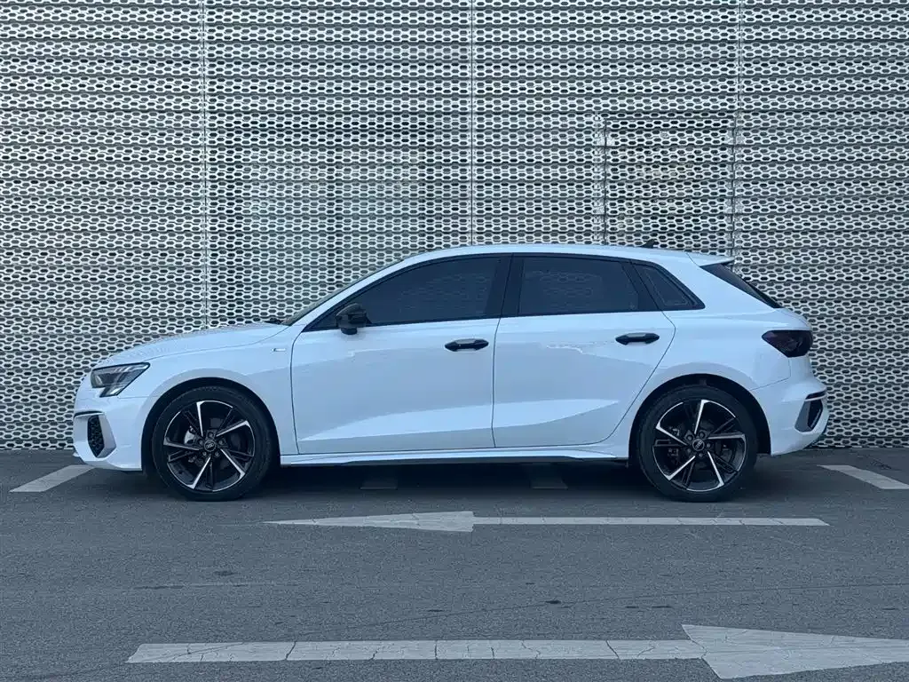 Audi A3 — фото 3