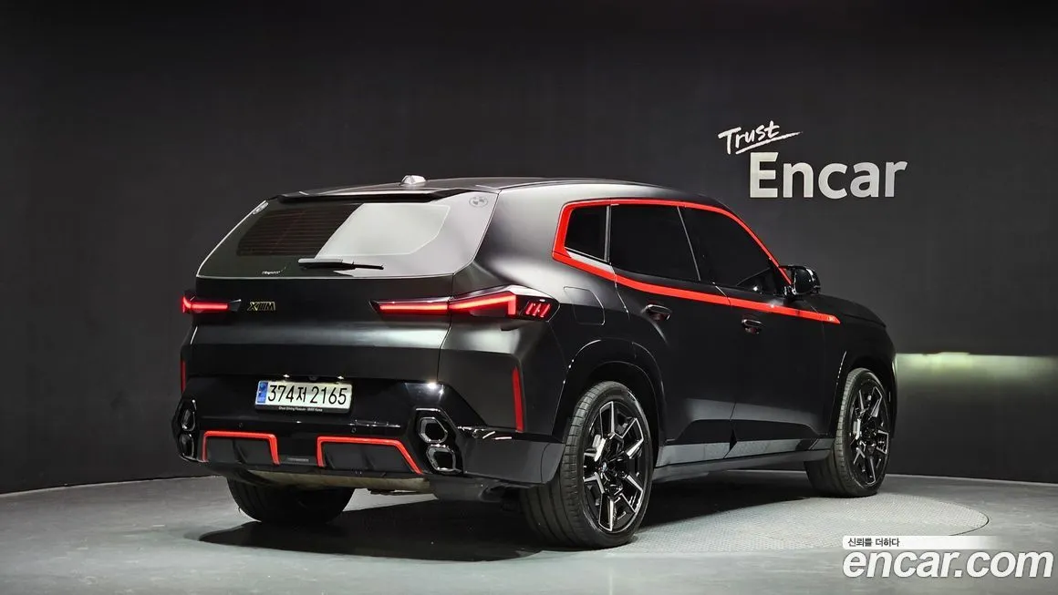 BMW XM — фото 2
