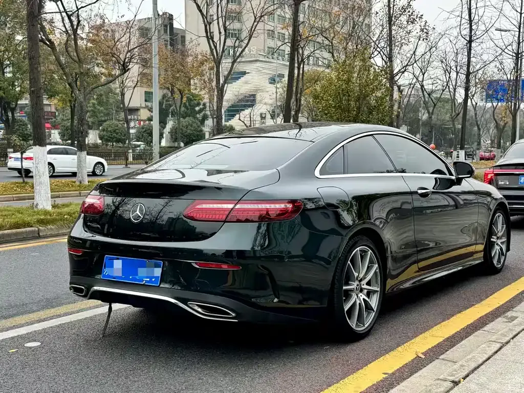 Mercedes-Benz E-Class (Import) — фото 4