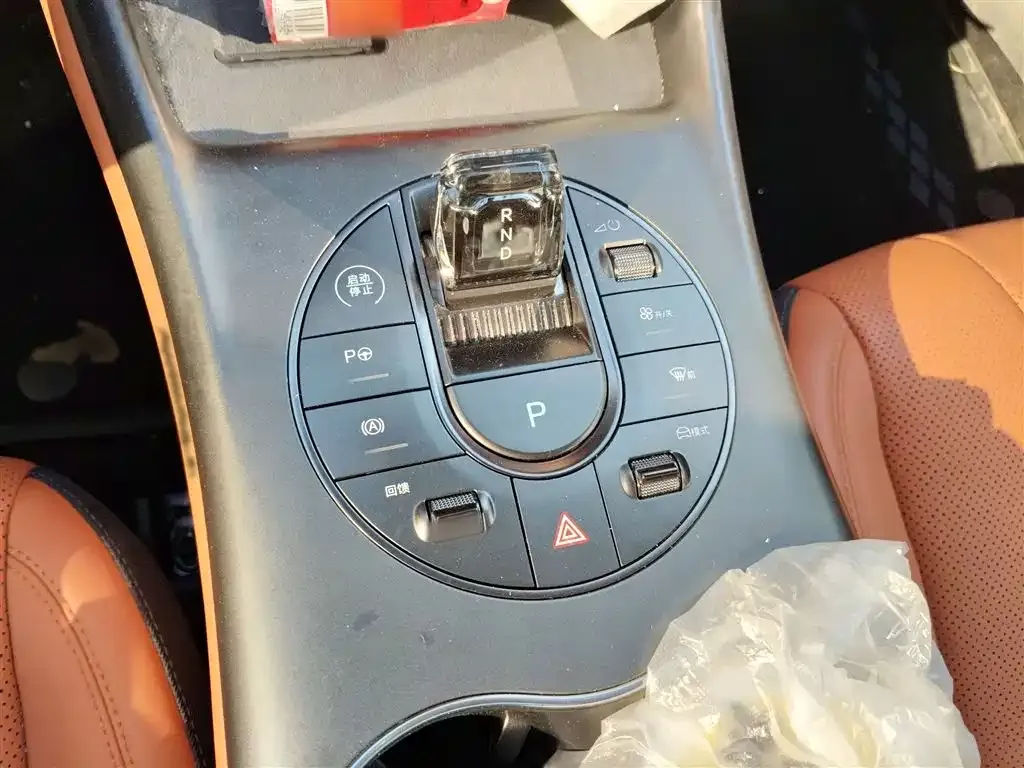 BYD Seal — фото 7