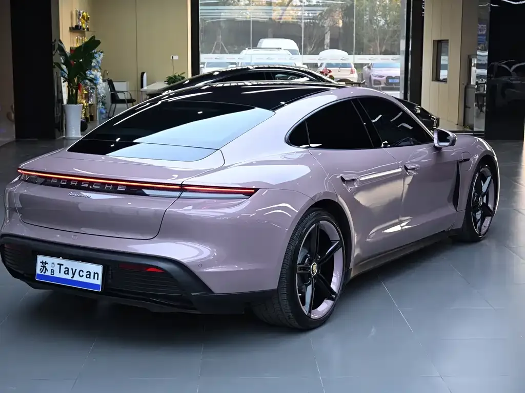 Porsche Taycan — фото 5