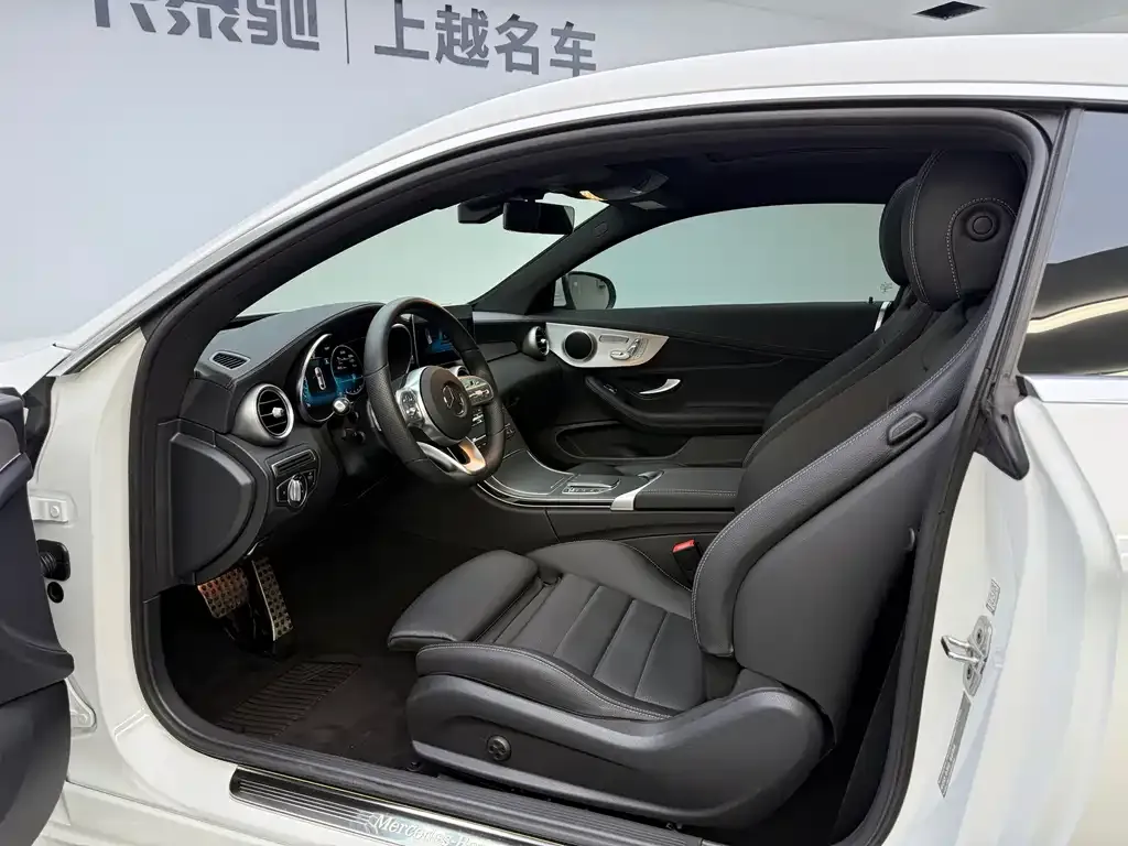 Mercedes-Benz C-Class (Import) — фото 9