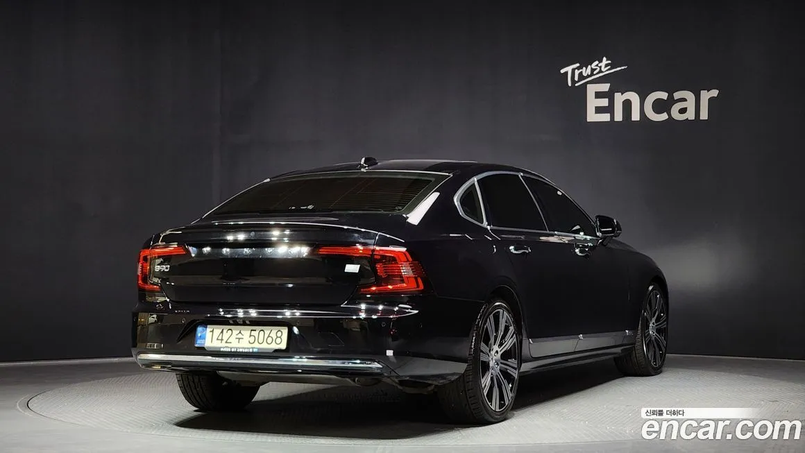Volvo S90 — фото 2