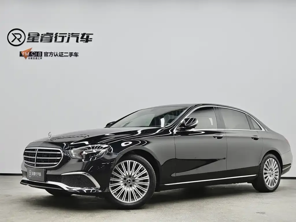 Mercedes-Benz E-Class — фото 1