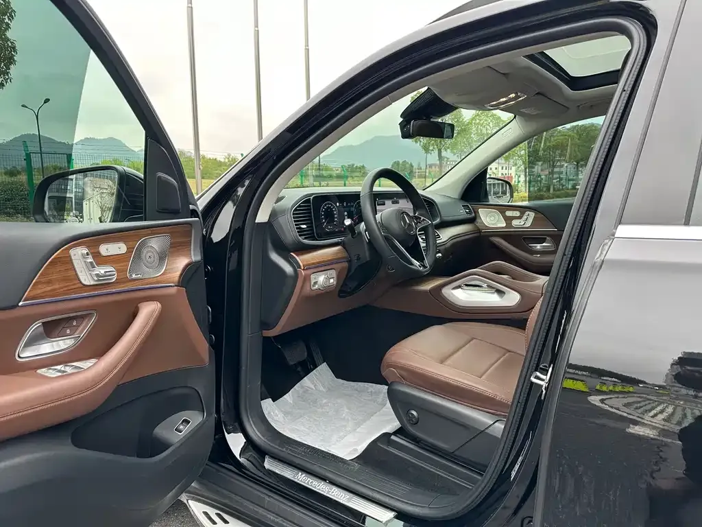 Mercedes-Benz GLE — фото 5