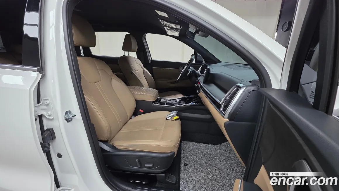 Kia Sorento — фото 10