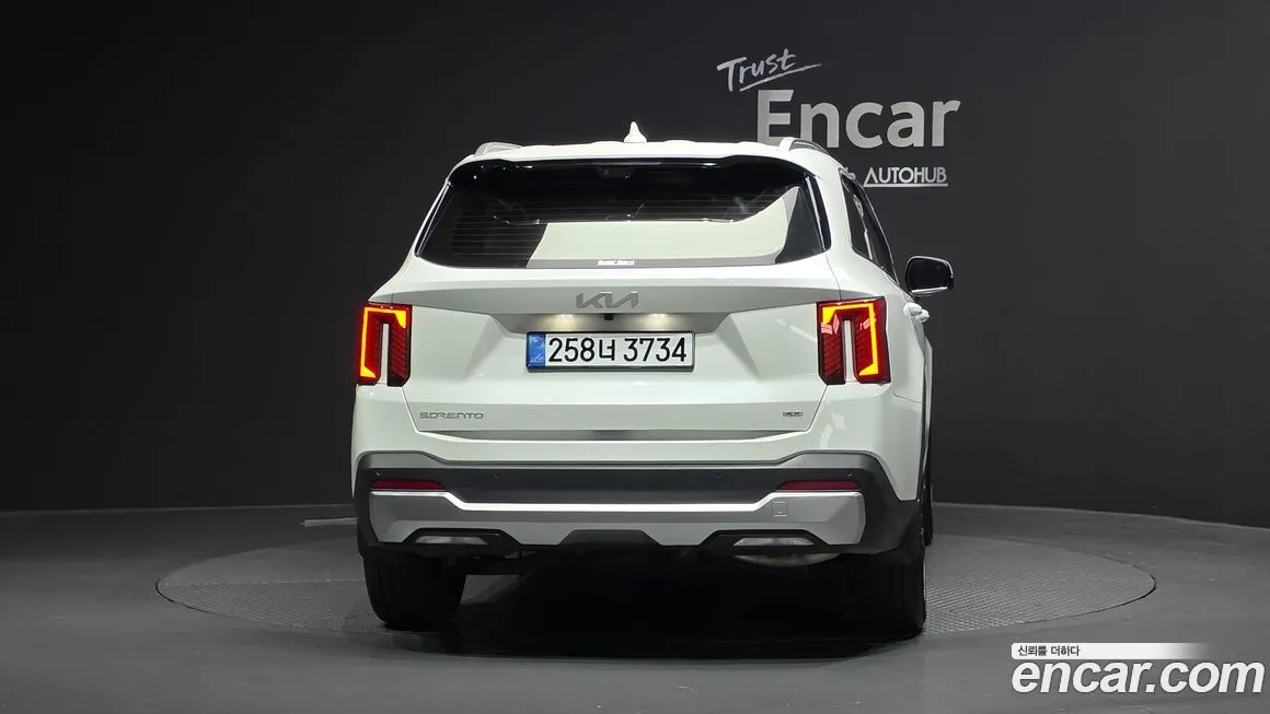 Kia Sorento — фото 4