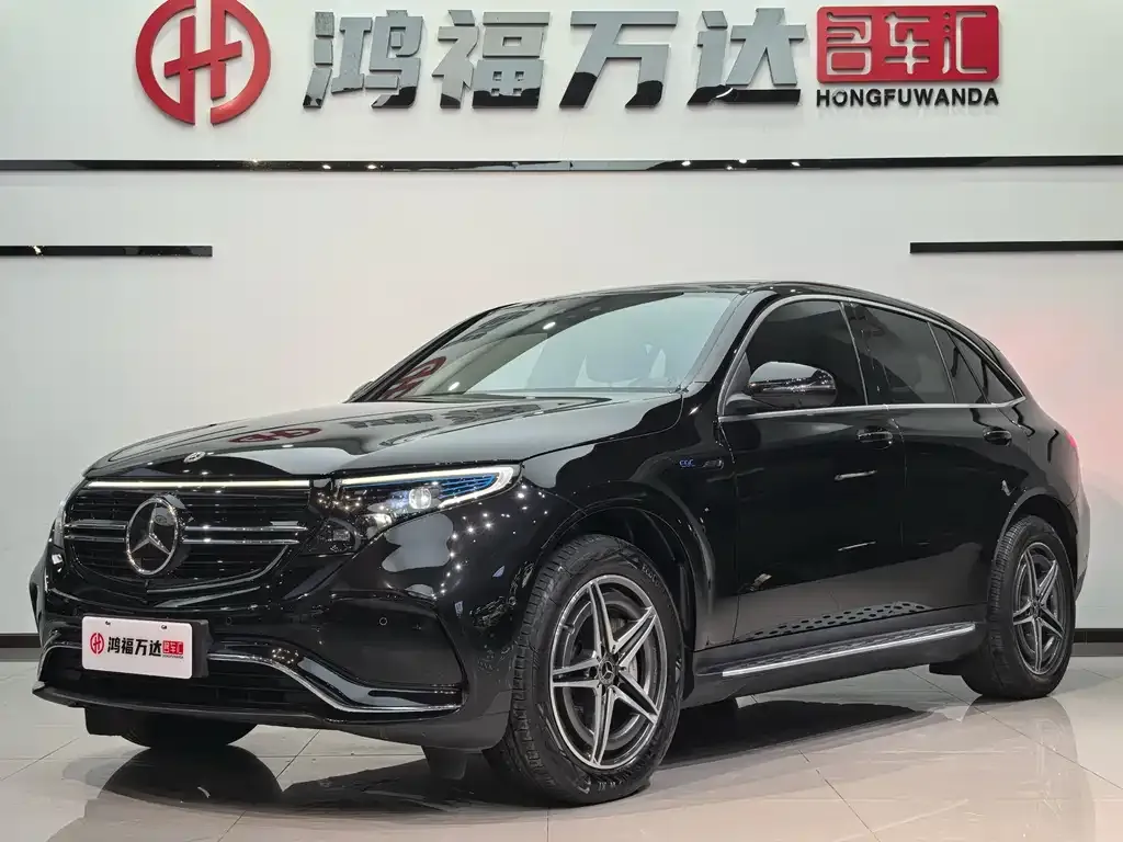 Mercedes-Benz EQC — фото 1