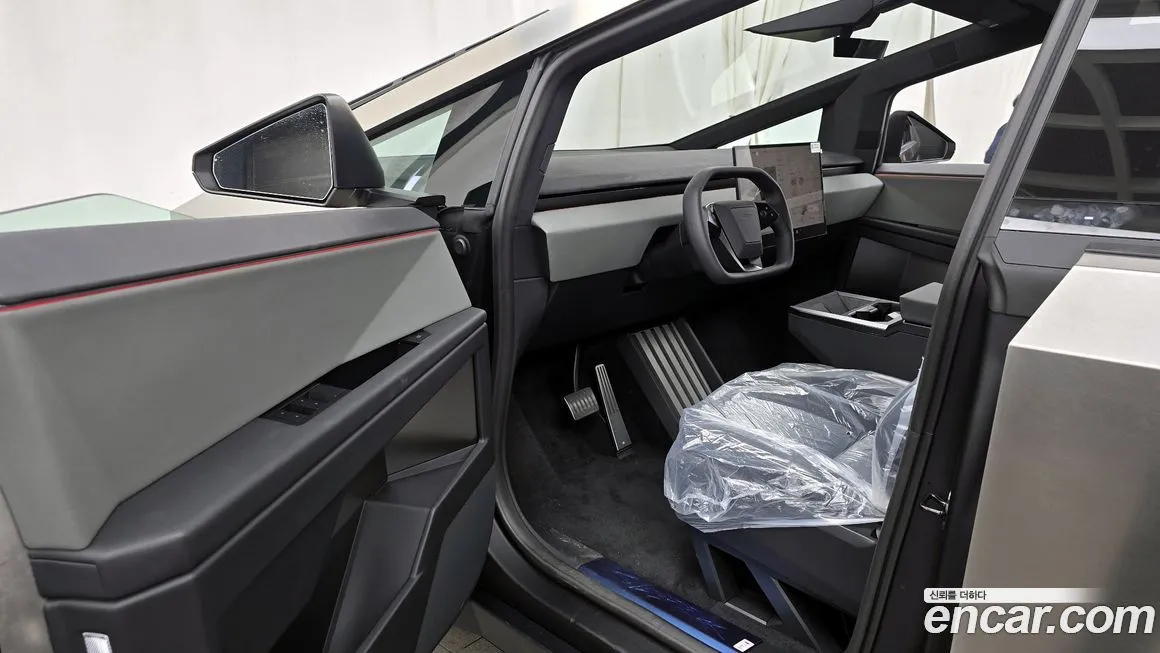 Tesla Cybertruck — фото 10