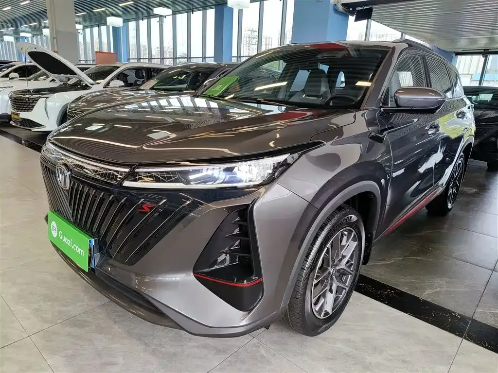 Changan CS75PLUS — фото 1