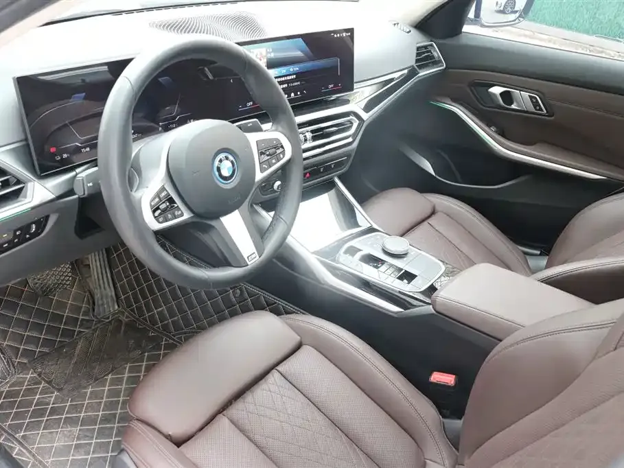 BMW i3 — фото 10