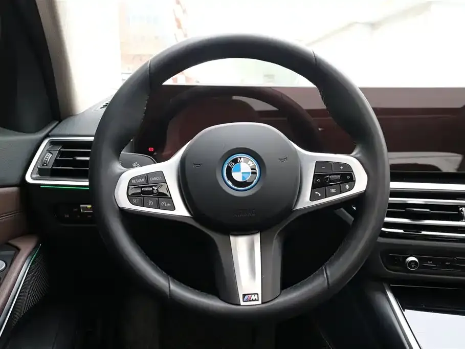 BMW i3 — фото 7