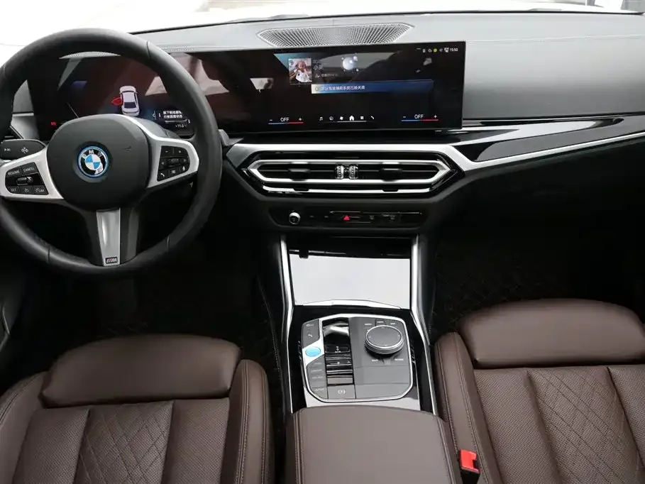 BMW i3 — фото 9