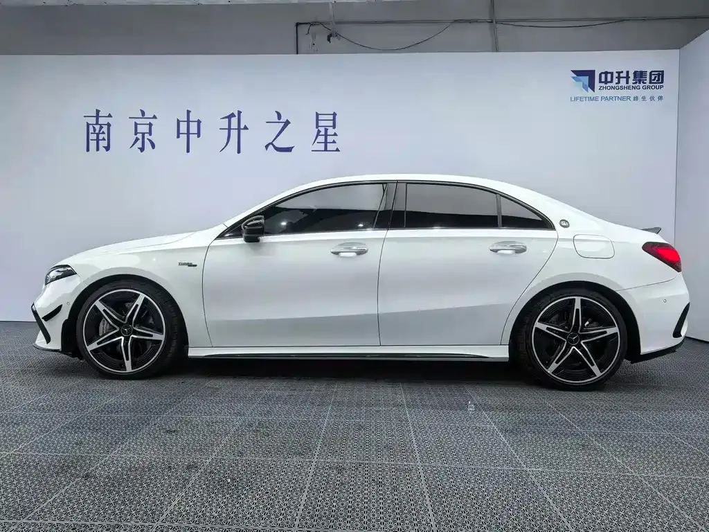Mercedes-Benz A-Class AMG — фото 7