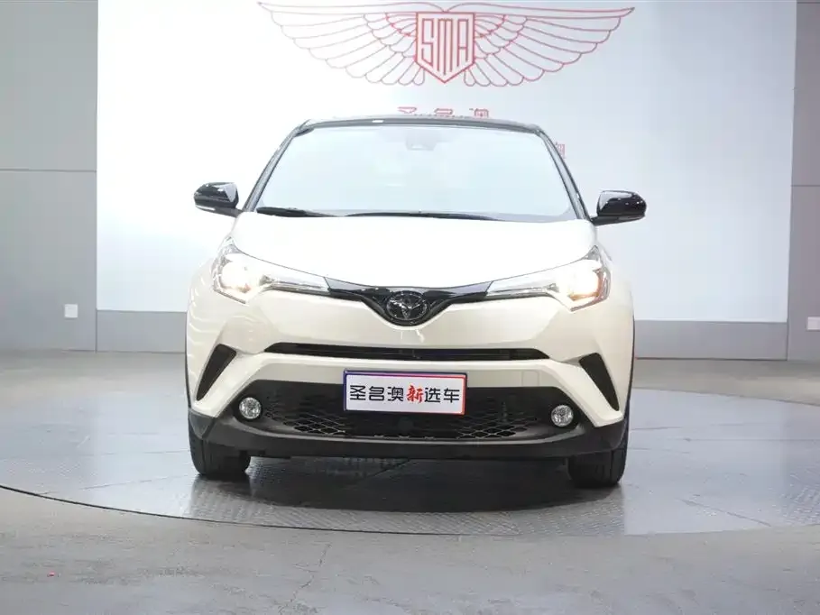 Toyota C-HR — фото 3